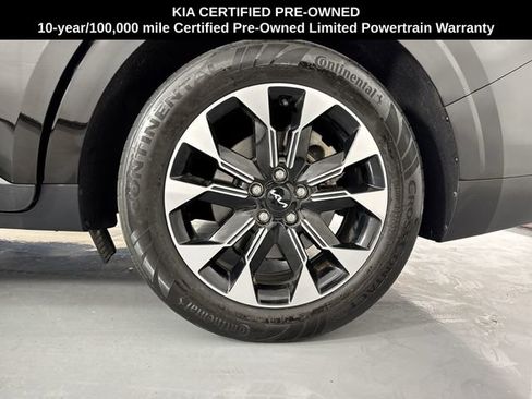 Used 2024 Kia Carnival EX FWD image 5