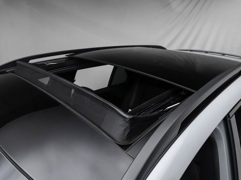 New 2025 Mercedes-Benz GLE 450 4MATIC image 5