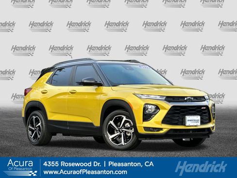 Used 2023 Chevrolet TrailBlazer RS w/ Sun and Liftgate Package image 1