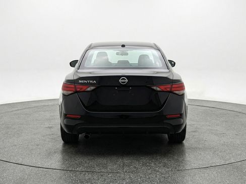 Used 2025 Nissan Sentra SV image 7