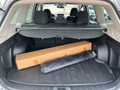 Used 2020 Subaru Forester Premium image 7