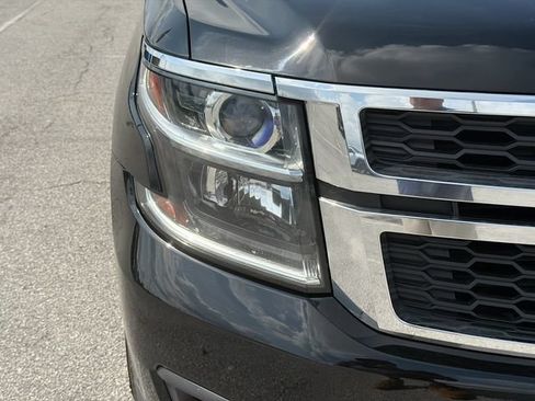 Used 2017 Chevrolet Tahoe LT w/ LT Midnight Edition AWD/4WD image 9