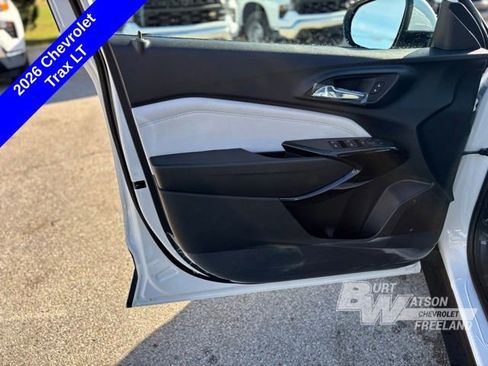 New 2026 Chevrolet Trax LT image 10
