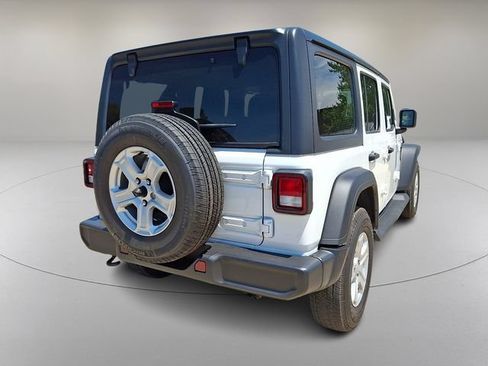 Used 2018 Jeep Wrangler Unlimited Sport S AWD/4WD image 10