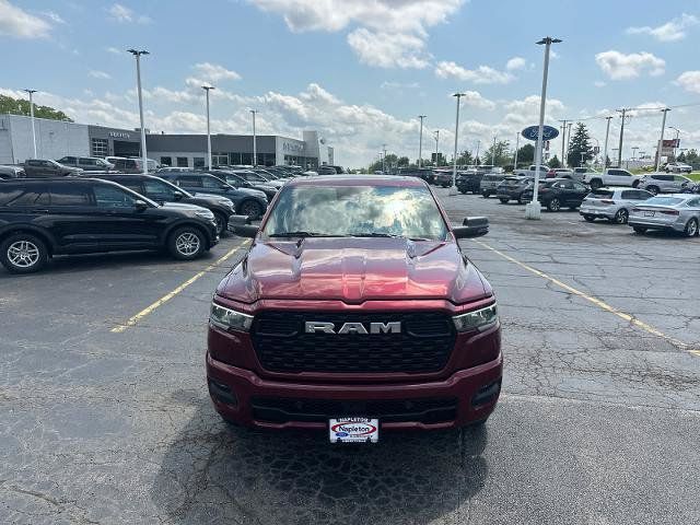 Used 2025 RAM 1500 Big Horn AWD/4WD image 3