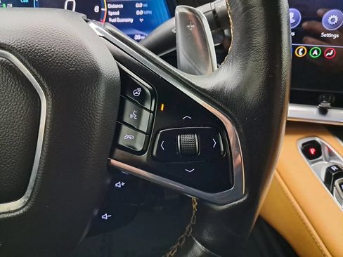 Used 2020 Chevrolet Corvette Stingray Preferred Cpe w/ 2LT Preferred Equipment Group RWD image 17