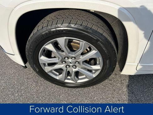 Used 2019 Chevrolet Traverse Premier w/ Driver Confidence II Package image 24