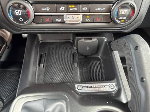 New 2026 Ford Bronco Big Bend w/ Black Diamond Package image 18