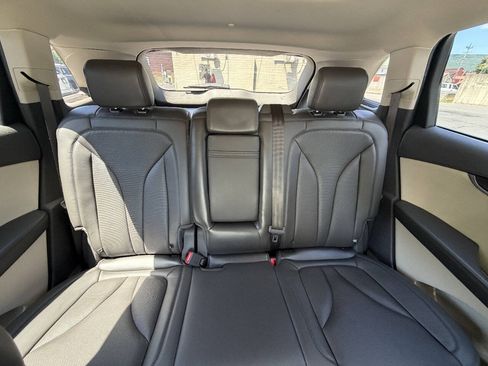 Used 2020 Lincoln Nautilus Reserve w/ Cargo Utility Package AWD/4WD image 23
