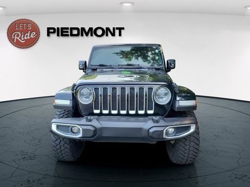 Used 2018 Jeep Wrangler Unlimited Sahara AWD/4WD image 2
