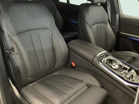 New 2026 BMW X7 M60i AWD/4WD image 25