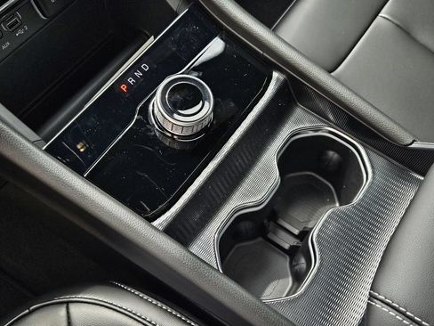 New 2026 Jeep Grand Cherokee L Limited RWD image 23