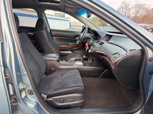 Used 2012 Honda Crosstour EX image 25