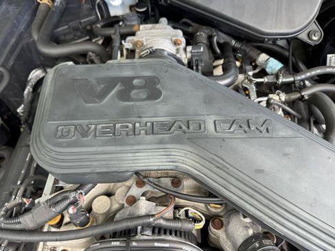 Used 1994 Lincoln Town Car Executive RWD image 33