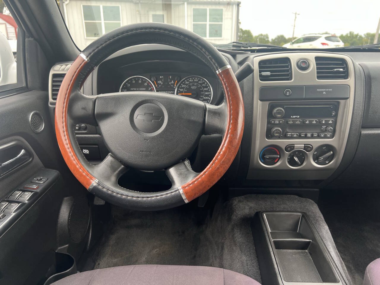 Used 2012 Chevrolet Colorado LT RWD image 9