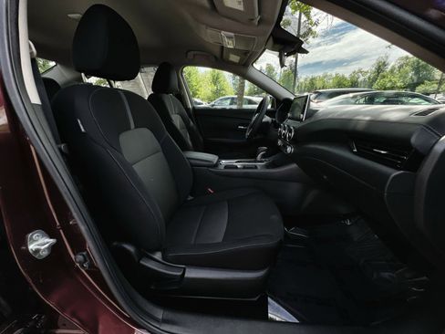 Used 2024 Nissan Sentra SV FWD image 38