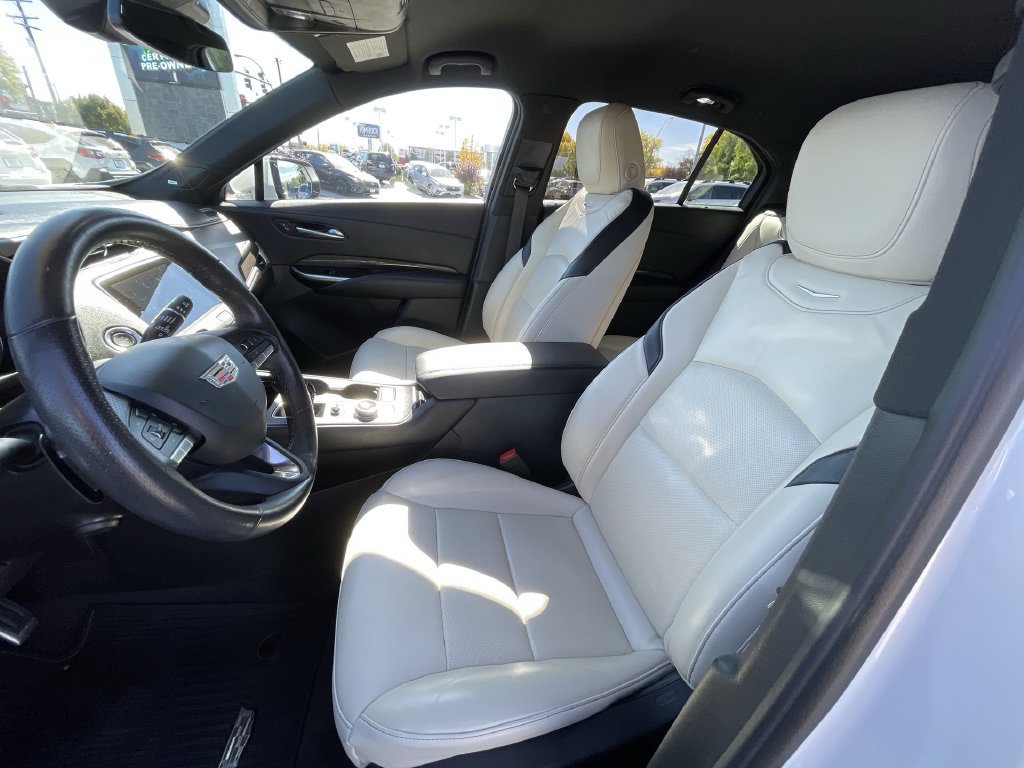 Used 2022 Cadillac XT4 Sport AWD/4WD image 20