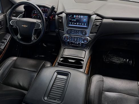 Used 2018 Chevrolet Tahoe Premier w/ RST Edition AWD/4WD image 12