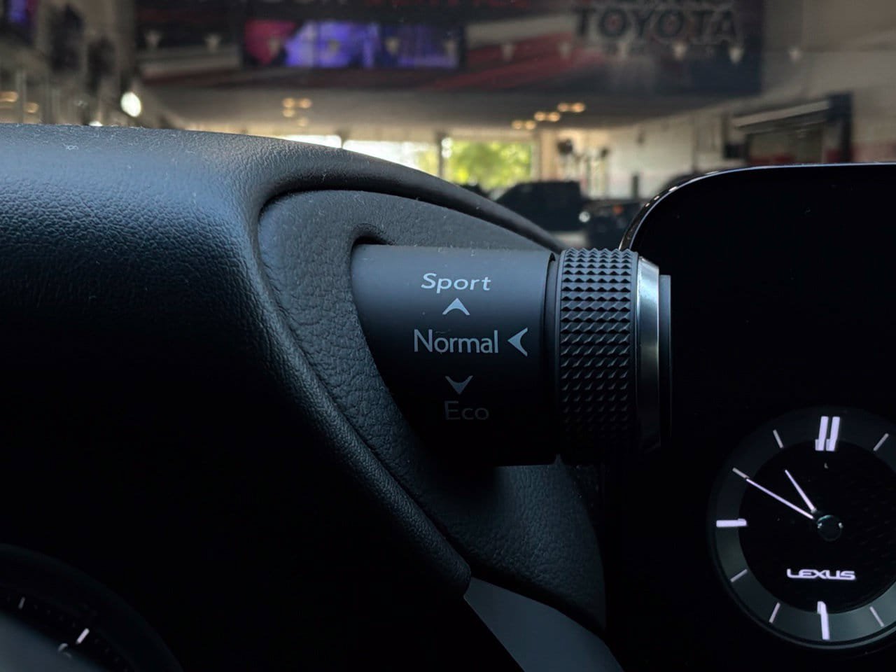 Used 2022 Lexus ES 350 F Sport w/ Accessory Package 2 FWD image 55