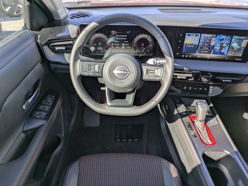 New 2026 Nissan Kicks SR image 16