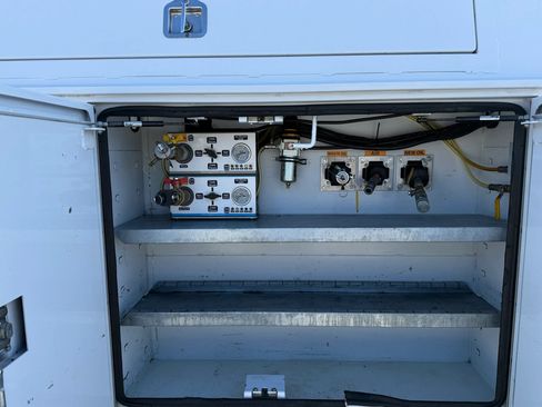Used 2019 Mercedes-Benz Sprinter 170 w/ Chrome Grille Package image 27