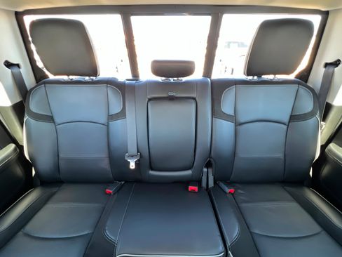 Certified 2024 RAM 2500 Laramie image 24