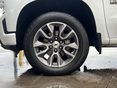 Used 2020 Chevrolet Silverado 1500 RST w/ Texas Edition image 6