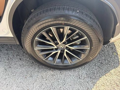 Used 2025 Lexus NX 250 FWD w/ Accessory Package (Z1) image 6