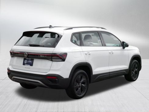 Certified 2025 Volkswagen Taos S FWD image 7