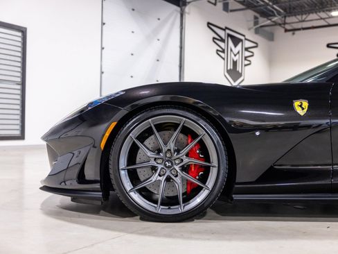 Used 2021 Ferrari 812 GTS RWD image 19