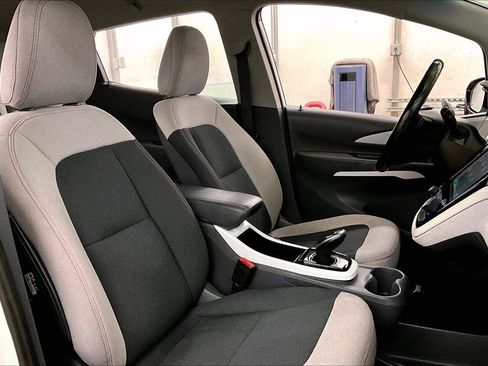 Used 2020 Chevrolet Bolt LT image 7