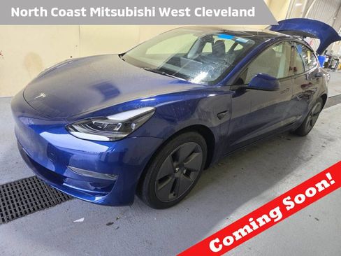 Used 2023 Tesla Model 3 Standard Range RWD image 1