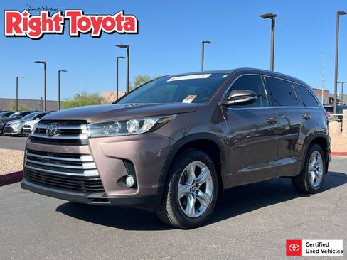 Certified 2017 Toyota Highlander Limited FWD image 1