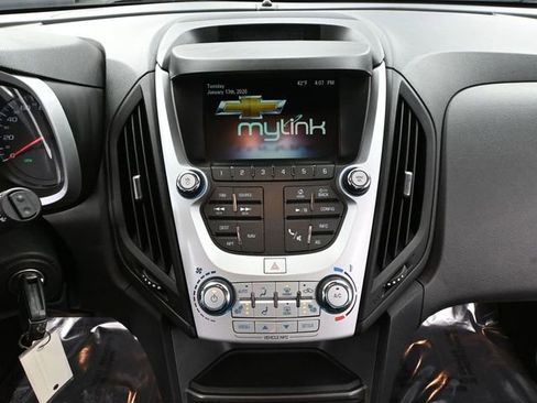 Used 2016 Chevrolet Equinox LTZ w/ Enhanced Convenience Package image 35