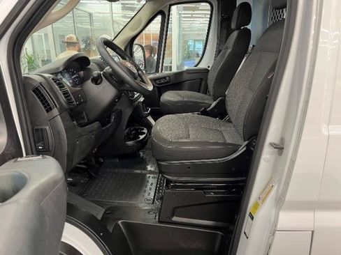 Used 2023 RAM ProMaster 2500 FWD image 23