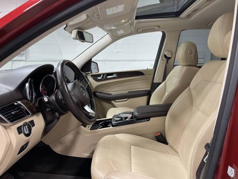 Used 2018 Mercedes-Benz GLE 350 4MATIC w/ Premium 1 Package image 9