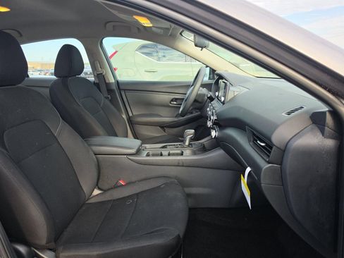 Used 2024 Nissan Sentra S FWD image 11