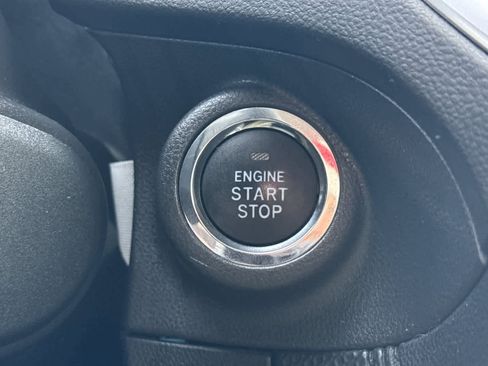 Used 2024 Subaru Forester Premium image 24