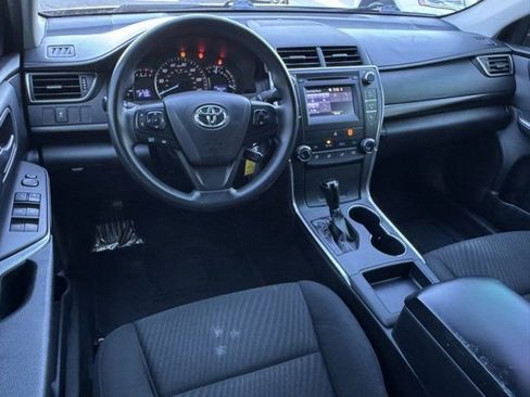 Used 2015 Toyota Camry LE image 16