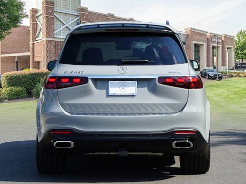 New 2026 Mercedes-Benz GLS 450 4MATIC image 5
