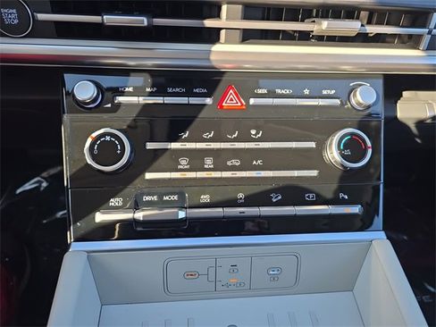 New 2026 Hyundai Santa Fe SE image 18