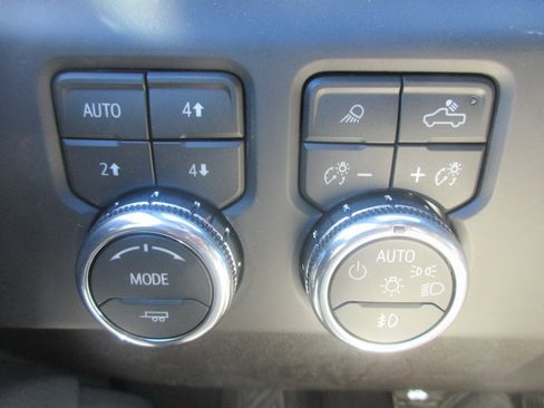 New 2026 GMC Sierra 2500 Denali w/ Denali Reserve Package image 18