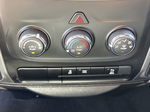 Used 2024 RAM 1500 Classic Warlock image 20