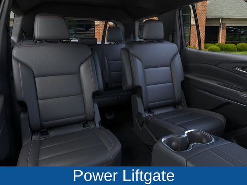 New 2026 Chevrolet Traverse Z71 AWD/4WD image 17