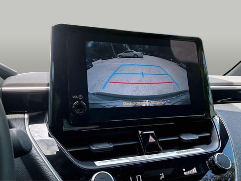 Used 2023 Toyota Corolla SE FWD image 25