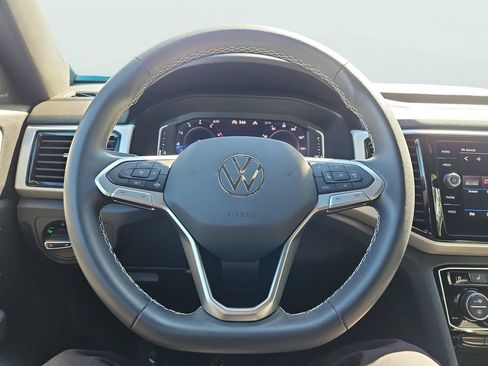 Used 2023 Volkswagen Atlas Cross Sport SE AWD/4WD image 29