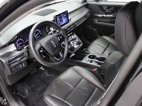 Used 2022 Lincoln Corsair AWD w/ Equipment Group 101A image 16