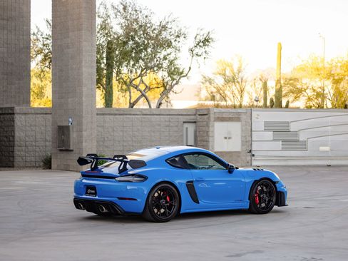 Used 2024 Porsche 718 Cayman GT4 RS image 8