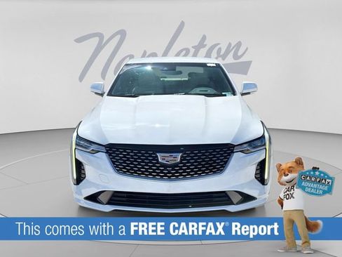 Used 2023 Cadillac CT4 Luxury RWD image 2