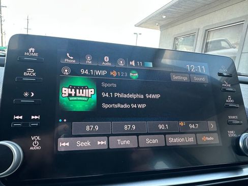 Used 2018 Honda Accord EX-L image 18